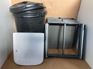 4 X HOUSEHOLD ITEMS TO INCLUDE WHITE TOILET SEAT AND 80L BLACK BIN: LOCATION - A2