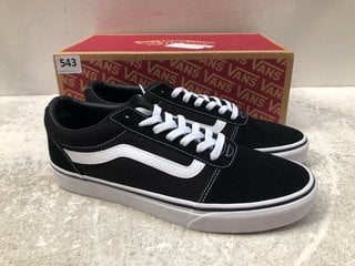 VANS WARD SUEDE CANVAS SHOES IN BLACK/WHITE - UK SIZE 9.5: LOCATION - B5