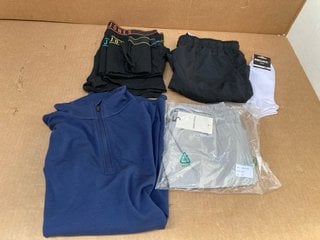 QTY OF ASSORTED CLOTHES TO INCLUDE NIKE MENS M NK CHALLENGER SHORTS IN BLACK - UK SIZE LARGE: LOCATION - C17