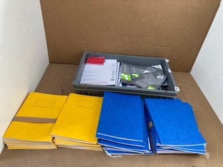 QTY OF ASSORTED STATIONARY ITEMS TO INCLUDE LARGE NOTEBOOKS IN BLUE: LOCATION - C17