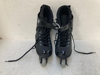 ROCES ROLLER SKATES IN BLACK: LOCATION - C14