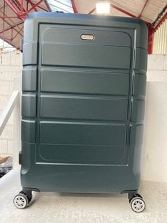 SHOWKOO LARGE SUITCASE IN GREEN: LOCATION - C13