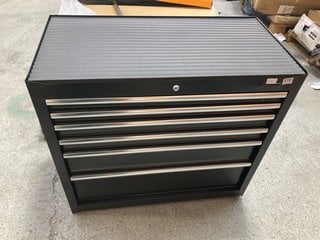 6 DRAWER TOOL CHEST IN BLACK: LOCATION - A5