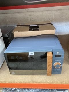 (COLLECTION ONLY) SWAN 20L MICROWAVE IN NAVY TO INCLUDE TOWER MICROWAVE OVEN IN BLACK: LOCATION - AR15