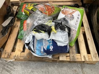 (COLLECTION ONLY) PALLET OF ASSORTED ITEMS TO INCLUDE GREEN FORCE AUTUMN LAWN FEED: LOCATION - B1