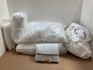 QTY OF ASSORTED JOHN LEWIS & PARTNERS BEDDING ITEMS TO INCLUDE CLUSTER FIBRE LUXURY QUILTED PILLOW PROTECTOR: LOCATION - AR2