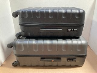 JOHN LEWIS & PARTNERS 4 WHEELED HARD SHELL LARGE SUITCASE IN CHARCOAL TO ALSO INCLUDE JOHN LEWIS & PARTNERS 4 WHEELED HARD SHELL MEDIUM SUITCASE IN BLACK: LOCATION - AR2