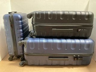 3 X ASSORTED JOHN LEWIS & PARTNERS SUITCASES TO INCLUDE 4 WHEELED HARD SHELL CABIN CASE IN NAVY: LOCATION - AR2