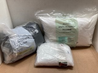 3 X ASSORTED JOHN LEWIS & PARTNERS BEDDING ITEMS TO INCLUDE ACTIVE ANTI-ALLERGY PILLOW: LOCATION - AR4