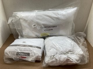 3 X ASSORTED JOHN LEWIS & PARTNERS BEDDING ITEMS TO INCLUDE COTTON QUILTED SINGLE MATTRESS PROTECTOR: LOCATION - AR7