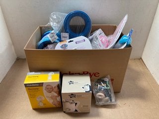 QTY OF ASSORTED BABY ITEMS TO INCLUDE TOMMEE TIPPEE EASI WARM BOTTLE WARMER: LOCATION - AR11