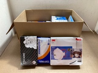 QTY OF ASSORTED MEDICAL/HARDWARE ITEMS TO INCLUDE QTY OF GLOVEMAN CLEAR VINYL POWDER FREE GLOVES IN SIZE L: LOCATION - AR13