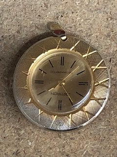 A VINTAGE PENDANT WATCH: LOCATION - BR22