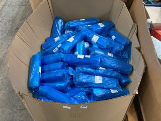 PALLET OF BAKERY DIRECT 100 X 21 INCH RECYCLABLE PIPING BAGS IN BLUE: LOCATION - B7 (KERBSIDE PALLET DELIVERY)