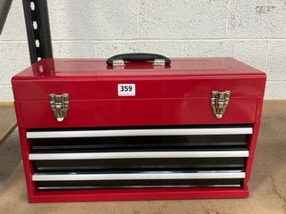 3 DRAWER METAL TOOL BOX IN RED: LOCATION - BR9