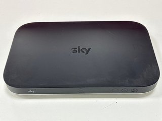 SKY Q TV STREAMING BOX IN BLACK. (UNIT ONLY) [JPTM125158]