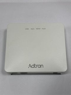 ADTRAN SDX631Q SERIES NETWORK TERMINAL IN WHITE. (WITH MAINS POWER CABLE) [JPTM125105]