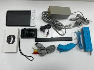 BOX OF ITEMS TO INCLUDE SONY DSC-HX90 CAMERA ASSORTED TECH ITEMS. (UNIT ONLY) [JPTM124943]