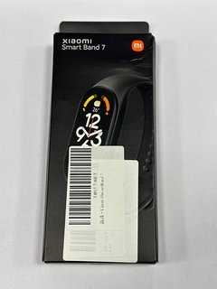 XIAOMI SMART BAND 7 SMARTWATCH IN BLACK: MODEL NO M2129B1 (WITH BOX & ALL ACCESSORIES). (SEALED UNIT). [JPTM125079]