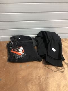 WEISE TUNDRA BLACK JEANS (SIZE 16) AND WEISE BLACK PULSE LEGGINGS (SIZE 16)