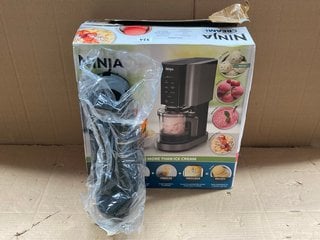 2 X ASSORTED ITEMS TO INCLUDE NINJA CREAMI ICE CREAM MAKER: LOCATION - B19