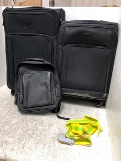 3 X ASSORTED JOHN LEWIS AND PARTNERS LUGGAGE ITEMS TO INCLUDE 2 X MEDIUM SIZED SOFT SHELL SUITCASES IN BLACK: LOCATION - B16