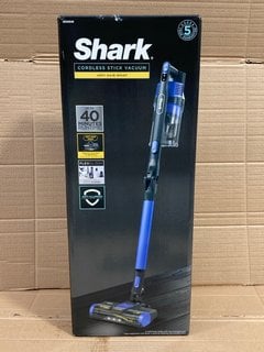 SHARK ANTI HAIR WRAP CORDLESS STICK VACUUM CLEANER RRP - £249: LOCATION - B9