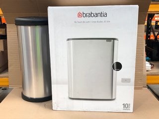 CURVER 40L DECO BIN TO INCLUDE BRABANTIA 60L INNER BUCKET BO TOUCH BIN: LOCATION - C9