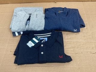 3 X ASSORTED CREW CLOTHING COMPANY CLOTHING TO INCLUDE 2 X FRENCH RIB HALF ZIP PULLOVERS IN NAVY AND GREY SIZE: M AND L AND CLASSIC PIQUE POLO SHIRT IN NAVY SIZE: L RRP - £170: LOCATION - C14