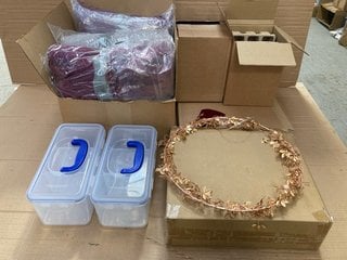 QTY OF ASSORTED ITEMS TO INCLUDE PRE LIT JEWELLED WREATH: LOCATION - D10