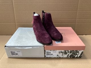 2 X MODA IN PELLE WOMENS LILITH SUEDE ZIP UP BOOTS IN PURPLE SIZE: 6 AND 7: LOCATION - D8