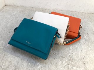 3 X ASSORTED WOMENS RADLEY LOGO PRINT SHOULDER CHAIN BAGS IN ORANGE , TEAL AND WHITE: LOCATION - D7