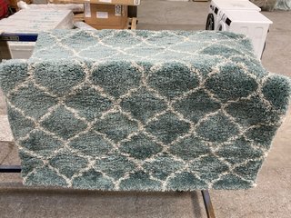 LA REDOUTE ROYAL NOMADIC LIVING LARGE FLOOR RUG IN TEAL BLUE AND CREAM : SIZE 120 X 170CM: LOCATION - C6