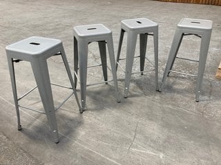 4 X METAL BAR STOOLS IN GREY: LOCATION - B7