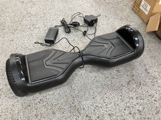 (COLLECTION ONLY) SISIGAD HOVERBOARD IN BLACK: LOCATION - B7