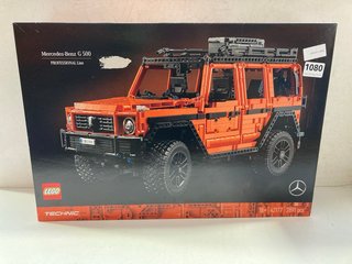 LEGO TECHNIC MERCEDES BENZ G 500 PROFESSIONAL LINE SET NO: 42177: LOCATION - BR6