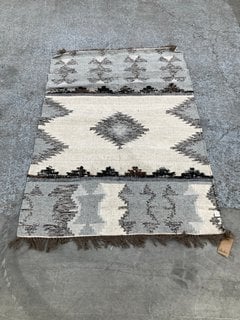 NKUKU MASINA LARGE FLOOR RUG IN GREY MULTI DESIGN : SIZE 120 X 180CM: LOCATION - CR5