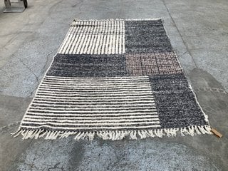 NKUKU LARGE FLOOR RUG IN NATURAL MULTI DESIGN: LOCATION - CR5