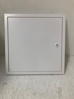 WALL MOUNTED FIRE RATED ACCESS PANEL: LOCATION - CR8