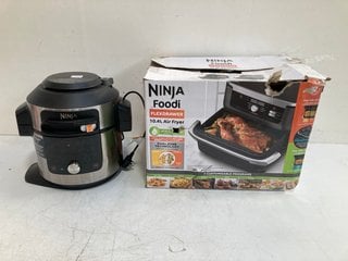 2 X ASSORTED NINJA ITEMS TO INCLUDE NINJA FOODI FLEXDRAWER 10.4L AIR FRYER: LOCATION - CR11