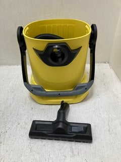 KARCHER WD 5 PRESSURE WASHER: LOCATION - CR11