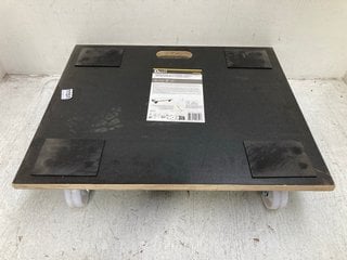 DIALL PLATFORM TROLLEY: LOCATION - DR9