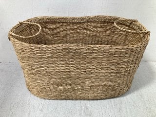 LA REDOUTE DANCIE WOVEN STRAW STYLE STORAGE BASKET IN NATURAL FINISH: LOCATION - DR7