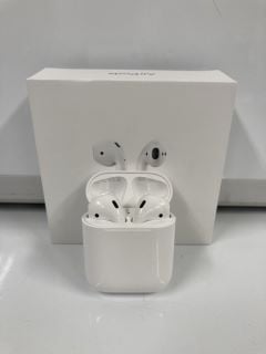 APPLE AIRPODS 2ND GENERATION WIRELESS EARPHONES (ORIGINAL RRP - £109) IN WHITE: MODEL NO MV7N2ZM/A (BOXED WITH MANUFACTURE ACCESSORIES & CHARGING CABLE) [JPTB4590].