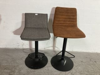 X 2 HIGHTOP BAR STOOLS TO INCLUDE 1 FAUX LEATHER HORIZONTAL STICH WALNUT COLOUR CHAIR AND 1 SLATE DAPPLED FABRIC CHAIR