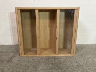 STANDING PILLAR GLASS CABINET WITH TOP DOWN LIGHTING