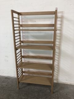 SLATTED BOOKSHELF WITH ADJUSTABLE HEIGHT SHELVING AND REINFORCED RUNGS