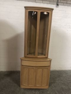 CHIMNEY STYLE WOODEN STORAGE CABINET TOP DOWN LIGHTING