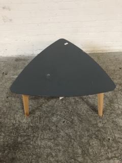 GREY TRIANGULAR 3 LEGGED COFFEE TABLE "VITIS" RRP: £420