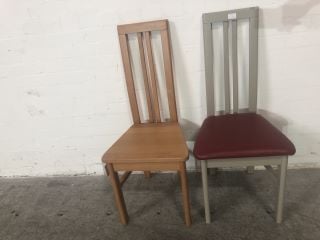 X 2 DINING CHAIRS TO INCLUDE 1 MARS RED FABRIC BASE AND 1 PLAIN HONEY WOOD